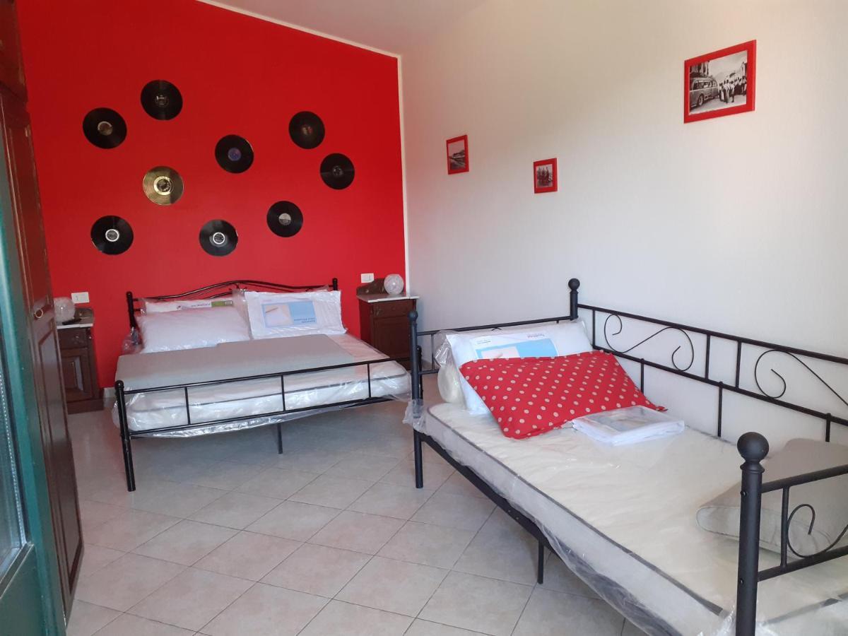 B&B Marzo '51 Виласимиус Екстериор снимка