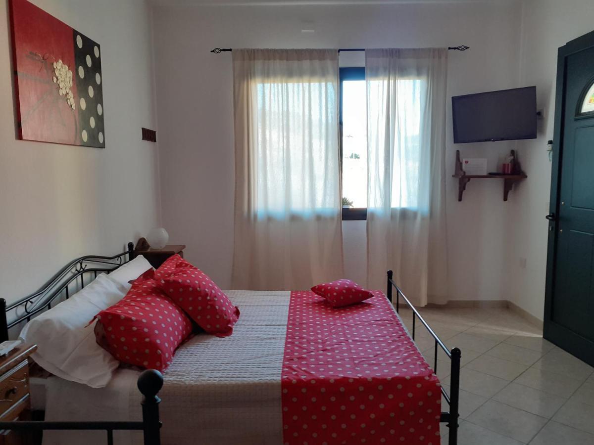 B&B Marzo '51 Виласимиус Екстериор снимка