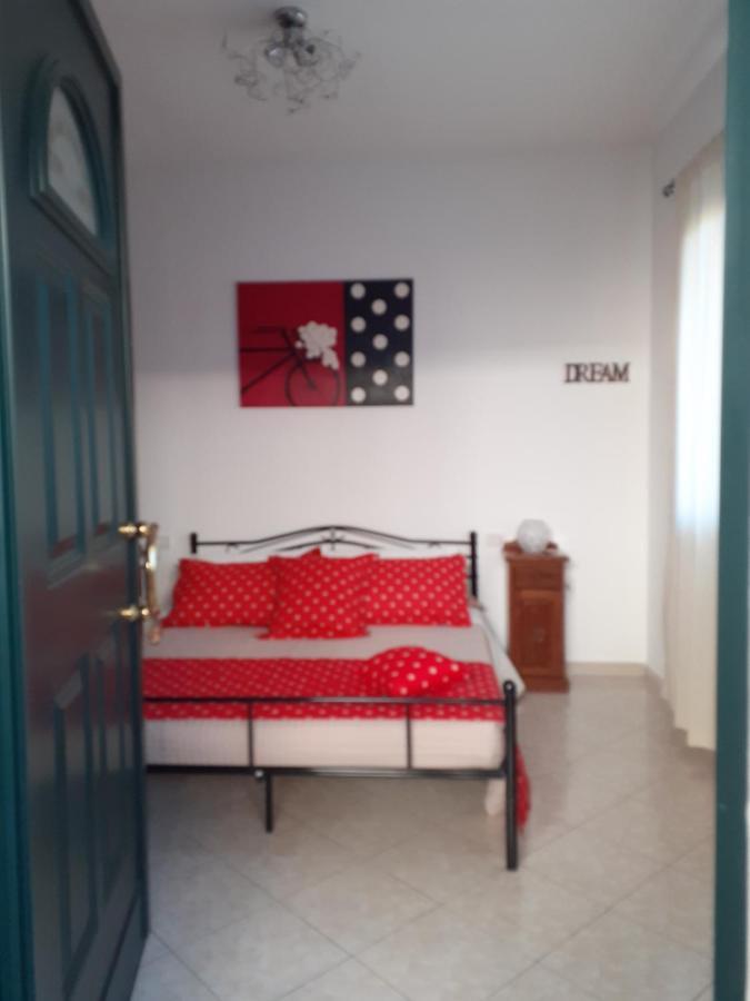 B&B Marzo '51 Виласимиус Екстериор снимка