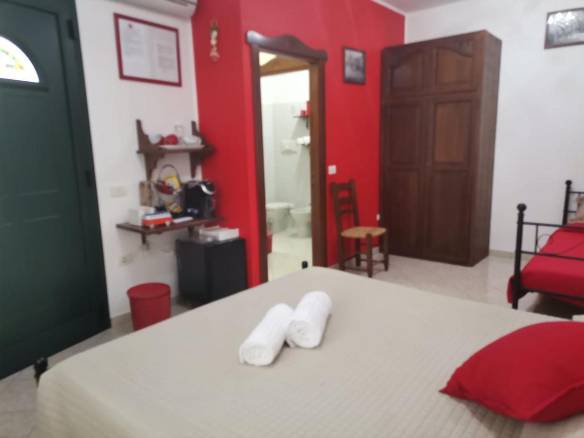 B&B Marzo '51 Виласимиус Екстериор снимка